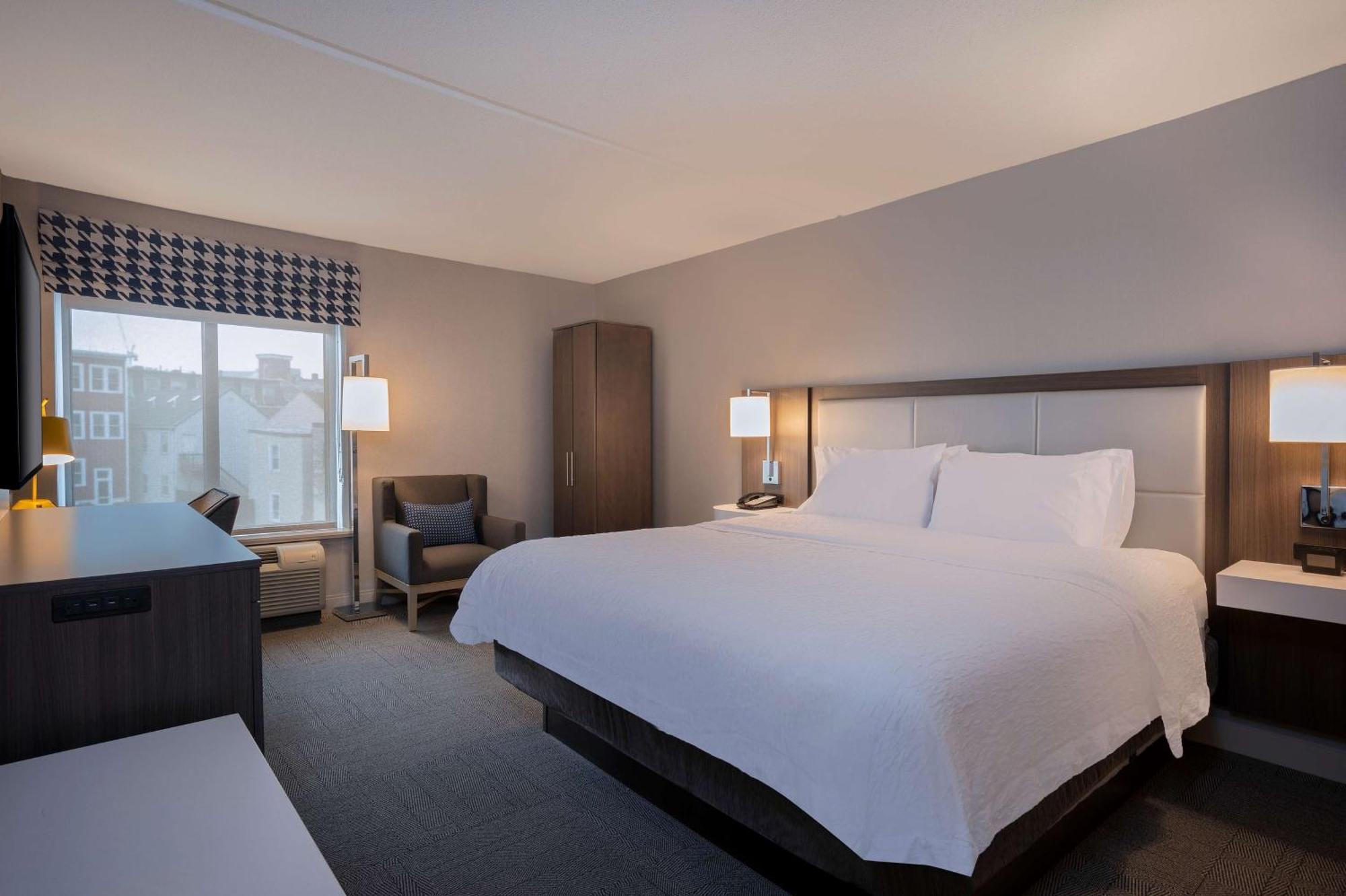 Hampton Inn By Hilton Boston/Cambridge Zewnętrze zdjęcie